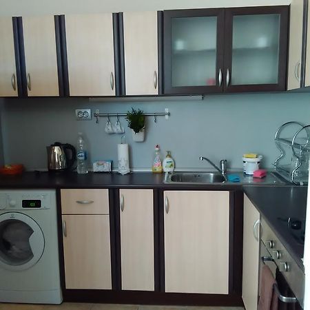 Geri Apartment Burgasz Kültér fotó