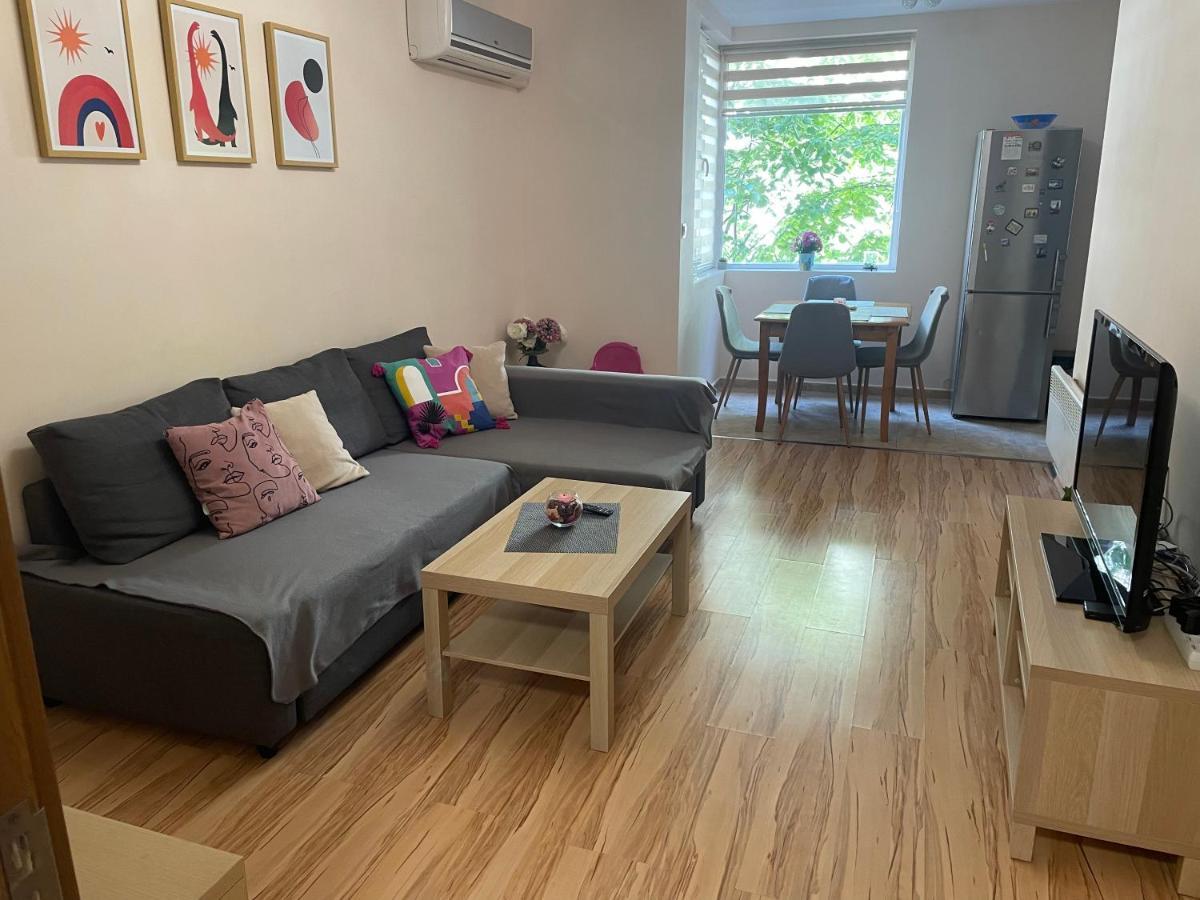 Geri Apartment Burgasz Kültér fotó