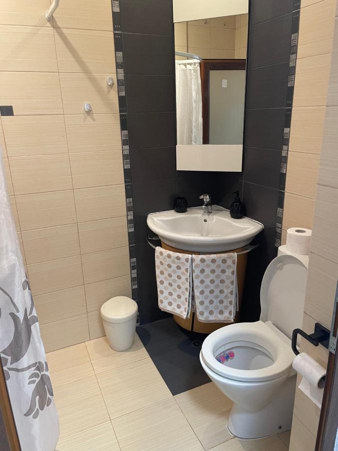 Geri Apartment Burgasz Kültér fotó